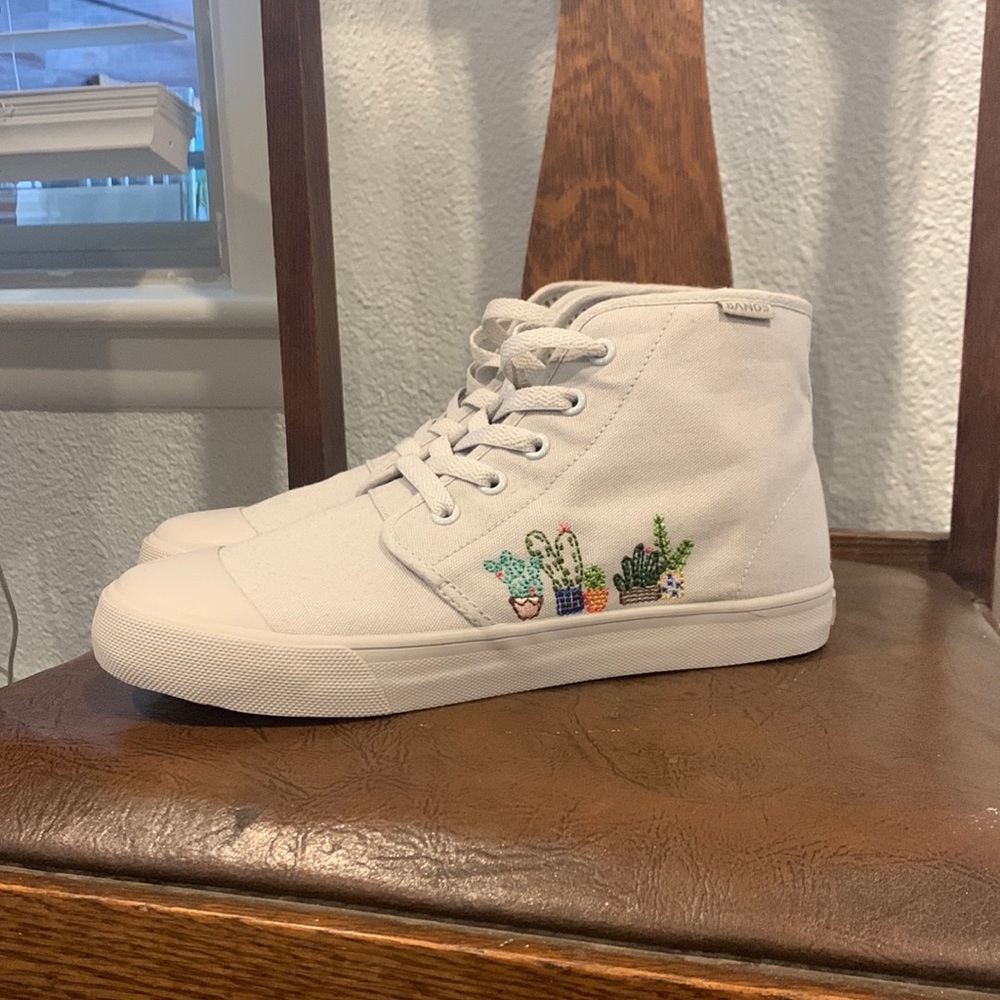 Bangs 8.5 embroidered high tops
